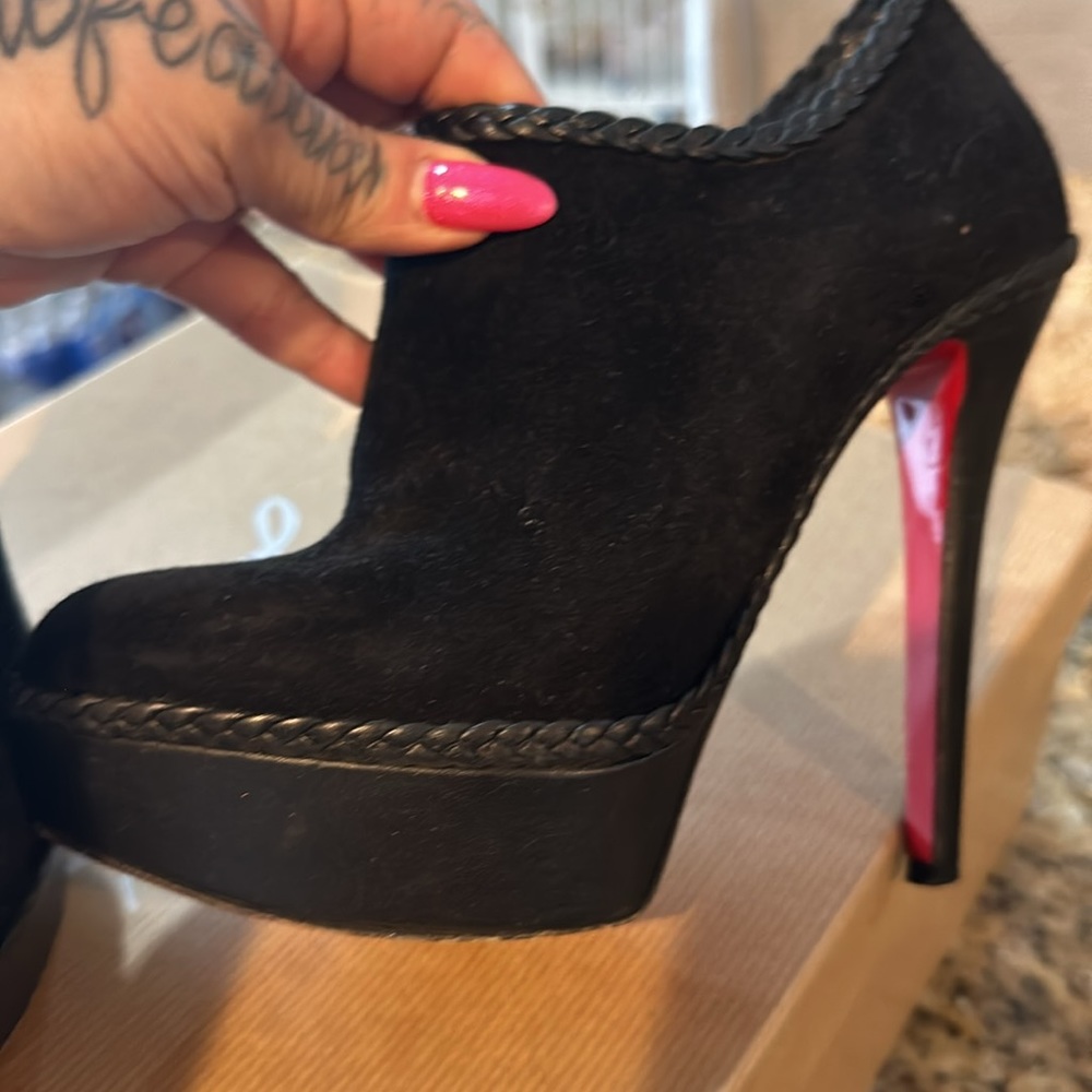 Booties - Picture 4 of 6